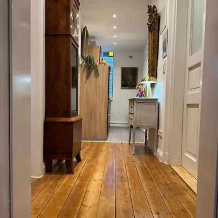 Apartment Coco Brockesstr. 10 *