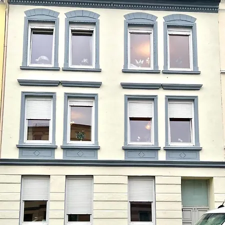 Coco Brockesstr. 10