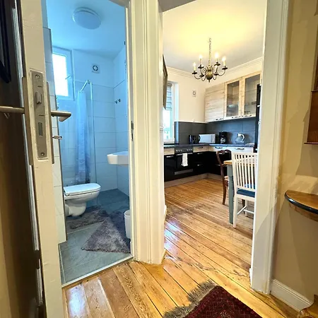 Coco Brockesstr. 10 Любек