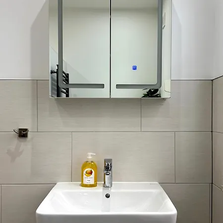 Coco Brockesstr. 10 * Любек