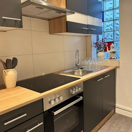 Апартаменты Coco Brockesstr. 10