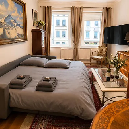 Velmora Boutique - Vintage Design In Altstadtnaehe