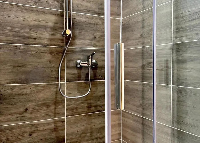 Coco Brockesstr. 10 * Lubeka