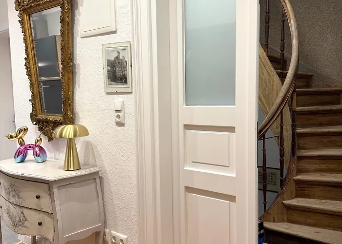 Coco Brockesstr. 10 * Lubeka